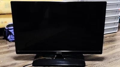 Medion Life  P15223 (MD 21410) 69,9 cm LCD TV - Bild 1 von 4