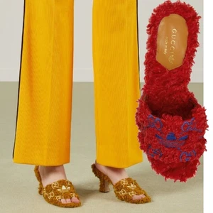 GUCCI SCHUHE ADIDAS TREFOIL GG LOGO SHEARLING EFFECT SLIDE SANDALEN $ 950 39,5 9,5 - Bild 1 von 20