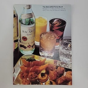 Vintage Pamphlet Bacardi Party Book Mixology Drink Mix - Picture 1 of 5