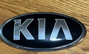 OEM Front Bumper Emblem for 2011-2022 Kia K5 Cadenza Forte Optima 863183R500 - Imagen 1 de 5