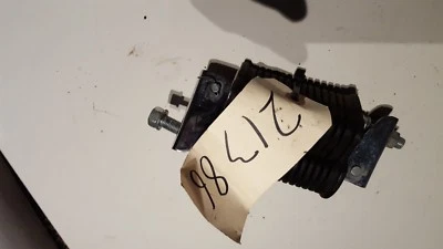 81 1981 Suzuki GS550T GS 550 BONITAS estriberas de pasajero trasero # 21386 Foto 1 de 4