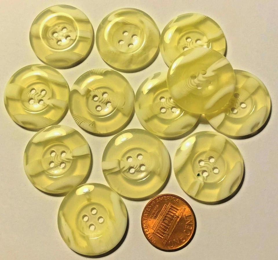 12 botões grandes de plástico amarelo pálido branco semi-translúcido 1" 25mm # 6624 - Imagem 1 de 1