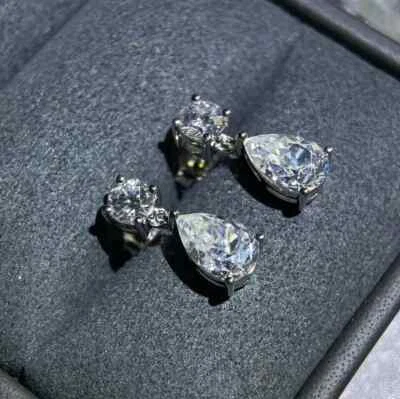 Висячие серьги-капли с грушевидными бриллиантами 4 карата с покрытием из белого золота 14 карат - Изображение 1 из 4