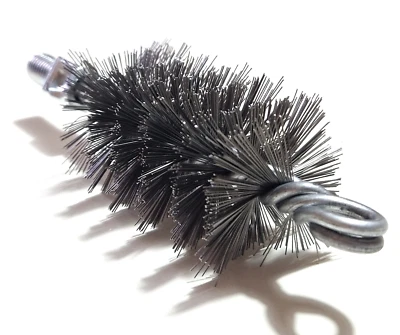 SCOVOLO QUADRO CAMINO FAMAR PER PULIZIA PASSAGGI FUMO - 40X40 mm - Immagine 1 di 2