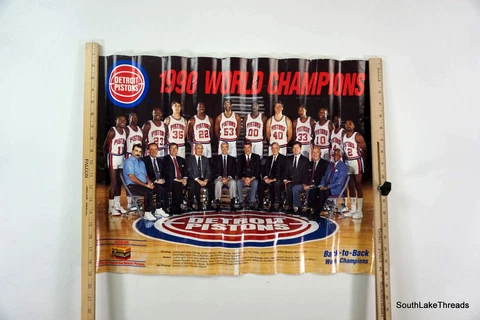Vintage Original DETROIT PISTONS 1990 NBA CHAMPIONS Team Portrait 18x25 POSTER Cover