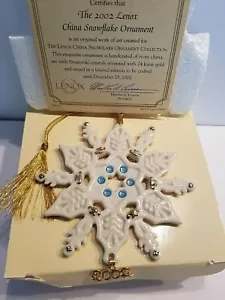 LENOX 2002 Snowflake with Blue Swarovski Crystals RARE and Retired MINT IN BOX - Picture 1 of 4