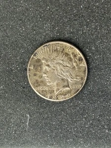 1926-S USA Peace Silver Dollar 90% US Coin - Picture 1 of 4