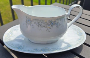 Noritake Ireland Limerick Gravy Boat with Underplate 3063 Blue Floral Vintage - Picture 1 of 6