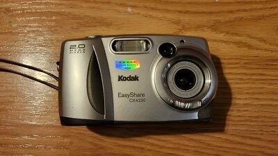 Kodak Easy Share CX4230 Digital Camera Quick And Easy To Use Christmas Gift - Image 1 of 4