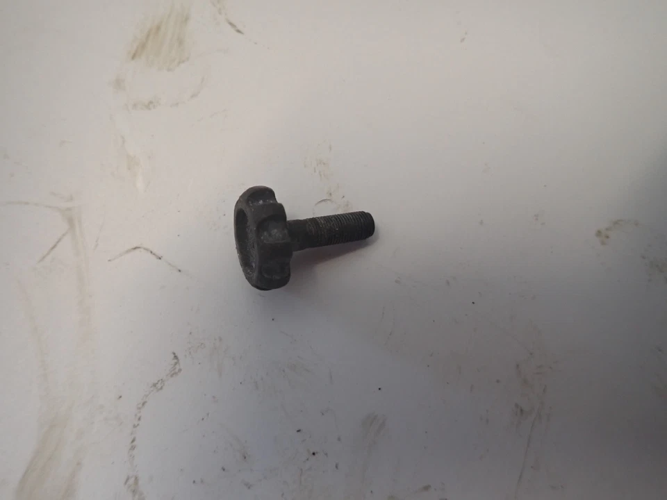 1986 1991 Suzuki Intruder VS 700 VS 750 carburetor idle screw - Image 1 of 1