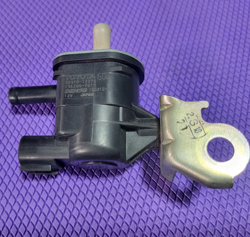 90910-12276 Interruptor de vacío Válvula Solenoide de purga de vapor para Toyota Scion xA Camry Foto 1 de 1