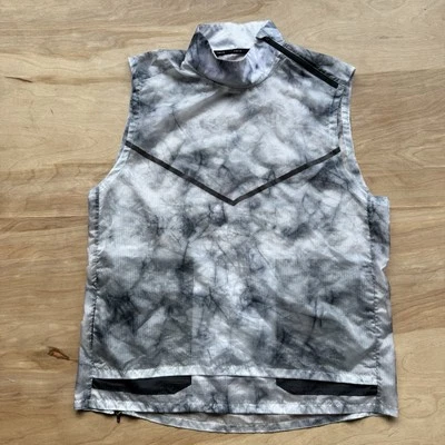 Nike Tech Transform Water Repellent Running Black Gray Vest BV5679-065 Mens  XL - Image 1 of 4
