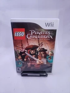 LEGO Pirati dei Caraibi: Il Videogioco (Nintendo Wii, 2011) Completo CIB - Foto 1 di 7