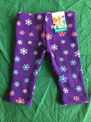 NUEVO CON ETIQUETAS Garanimals Bebé Niñas Velboa Leggings Púrpura Con Copos de Nieve Talla 0-3 Meses Foto 1 de 4