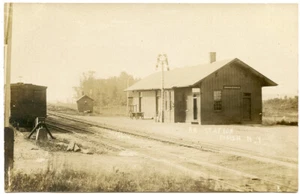 Estación de ferrocarril parroquial RPPC NY depósito condado de Oswego - Imagen 1 de 2