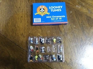 Looney Tunes Mini Ornaments 1999 *YOU PICK* Warner Bros. Taz Porky Sam Sylvester - Picture 1 of 6