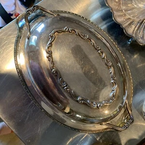 oval Covered silver Entree dish 12.5” or could be 2 open serving dishes,vintage - Picture 1 of 4