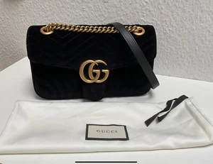 Orig. Gucci Marmont Tasche aus Samt und Leder in Schwarz Gold GG Handtasche - Bild 1 von 16