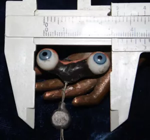 Antique blue glass Doll Eyes sleeping eyes on rack rocker 1 1/4" -33 mm - Ø 3/8" - Bild 1 von 4