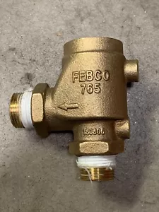 NUEVO FABRICANTE DE EQUIPOS ORIGINALES FEBCO 765 3/4"" CONJUNTO DE CUERPO DE LATÓN PARA INTERRUPTOR DE VACÍO DE PRESIÓN PVB - Imagen 1 de 9