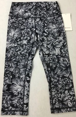 Lululemon Wunder 21 英寸 CROP HR Lux LW6AN4S 全新带盒 黑色花卉印花 10 码 — 第 1/3 张图片