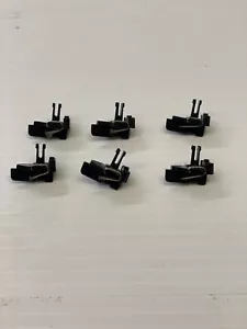 C8071 Scalextric 1/32 Spille guida con trecce, vecchio stile 1998-2002 6/ea - Foto 1 di 2