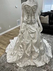 Size 16 Maggie Sottero Wedding Dress New W/Tags Retails $1472 White/pewter Accen - Picture 1 of 11