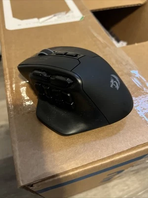 REDRAGON M811 AATROX Wireless Gaming Mouse, 15 Programmable Buttons RGB Pro - Image 1 of 4