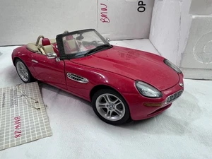 1/24  FRANKLIN MINT BMW Z8 Convertible Red *NEEDS CLEANING - Picture 1 of 19