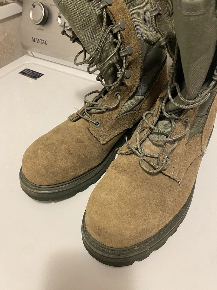 Botas de Combate Estilo Militar 9R Verde Con Cordones Vibram Foto 1 de 4