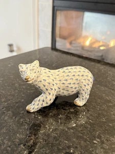 HEREND EISBÄR GEHENDE PORZELLANFIGUR 6 ZOLL BLAUES NETZ GOLDAKZENT 🔥 - Bild 1 von 9