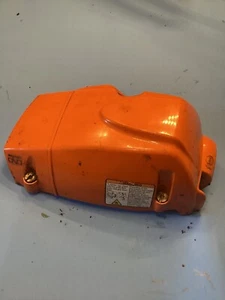 STIHL 251C Chainsaw OEM Cylinder Cover Bin 27 - Picture 1 of 2