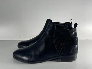 Caprice Ladies Shoe Size 6(39)Used Black Leather Elastic Gusset Ankle Boots -A35 - Picture 1 of 7