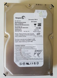 Disco duro interno Seagate Barracuda 250 GB SATA 3,5" HDD ST3250823AS - Imagen 1 de 4