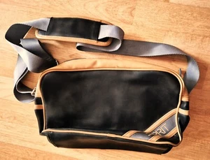 Esprit Tasche Umhängetasche Schultertasche schwarz grau braun - Bild 1 von 6