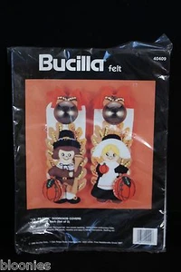 Bucilla felt 40409 Lil’ Pilgrim Doorknob Covers Craft Kit 1990 NEW - Picture 1 of 2