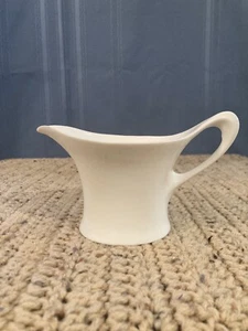 Very Rare Vintage Hutschenreuther Selb Cacille Bavarian White Creamer - Picture 1 of 8