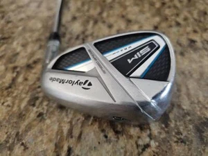 RH TaylorMade Sim Max 9 Iron with a MAX MT KBS R/85 Regular-Flex Steel Shaft - Picture 1 of 13