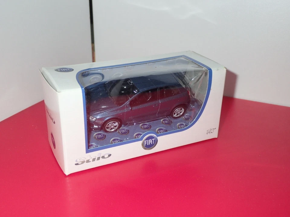 FIAT STILO NOREV SCALA 1:43  AZZURRO METALLIZZATO - Immagine 1 di 1
