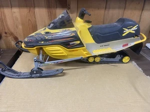Vintage 1/5 Ski-Doo MXZ800 Snowmobile RC New Bright Toy ,see Description - Picture 1 of 5
