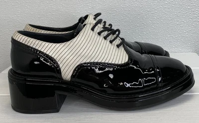 Chanel Lace Up Oxfords Womens Size 8.5 Patent Leather Black/Pinstripe *PREOWNED* - Image 1 of 4