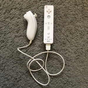 OEM Nintendo RVL-003 Wii Fernbedienung mit Nunchuk Bundle getestet schneller Versand - Bild 1 von 5