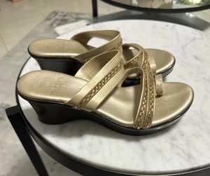 Italian Shoemakers Sandal Women's Sz 8.5 Metallic Slide Wedge Flawed - Picture 1 of 12