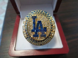 LOS ANGELES DODGERS CHAMPIONSHIP RING 2024. OHTANI, AMAZING HIGH QUALITY - Picture 1 of 7