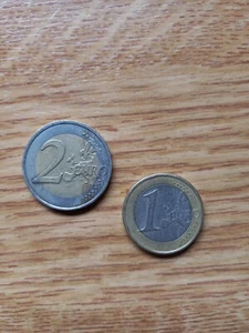 1 Euro und 2 Euro Münzen von 2002 und 2007 - Bild 1 von 2