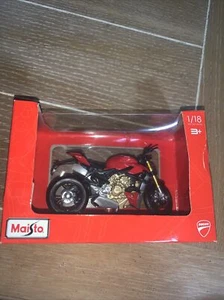 NEW Maisto 1:18 Ducati Super Naked V4 S Static Die Cast Motorcycle Model Toy - Picture 1 of 6