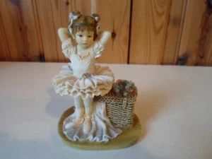 Leonardo Christine Haworth Collection Figur " Rosie " junge Ballerina - Bild 1 von 5