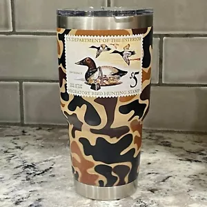 Yeti 30 oz Tumbler Duck Stamp Old Camo 1976 CANVASBACK - Picture 1 of 1