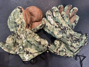 New X Large (XL) AOR2 Outdoor Research Mittens And Gloves NSW, SEAL - Picture 1 of 4