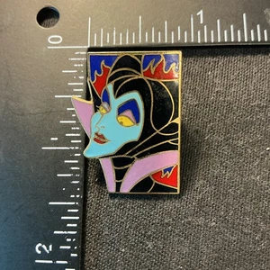 Maleficent Face Authentic Disney Pin schwarz blau lila rot Dornröschen - Bild 1 von 7
